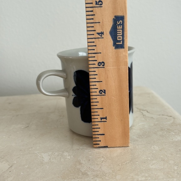 Vintage Arabia of Finland Anemone Ulla Procope
Stoneware 50’s 60’s Mug Cup - Picture 8 of 10